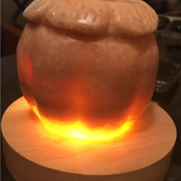 Sunstone Hollow Jack-O-Lantern Pumpkin CrystalCarving With Light 424g 3.2”x3” - Picture 9 of 10